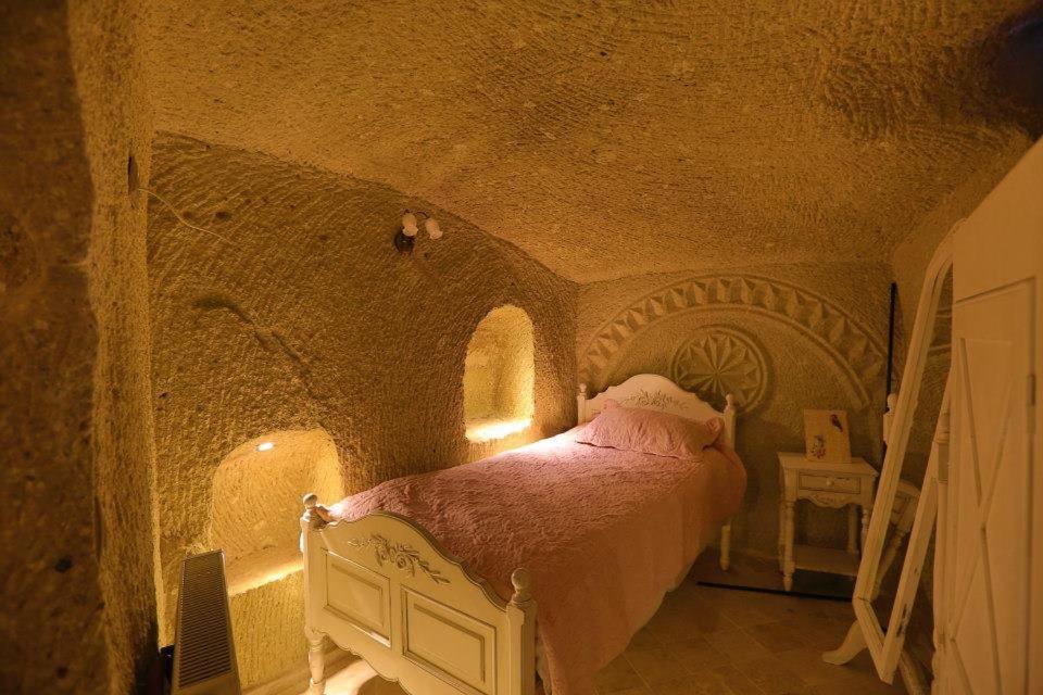 Iris Cave Cappadocia Hotel Ortahisar Bagian luar foto